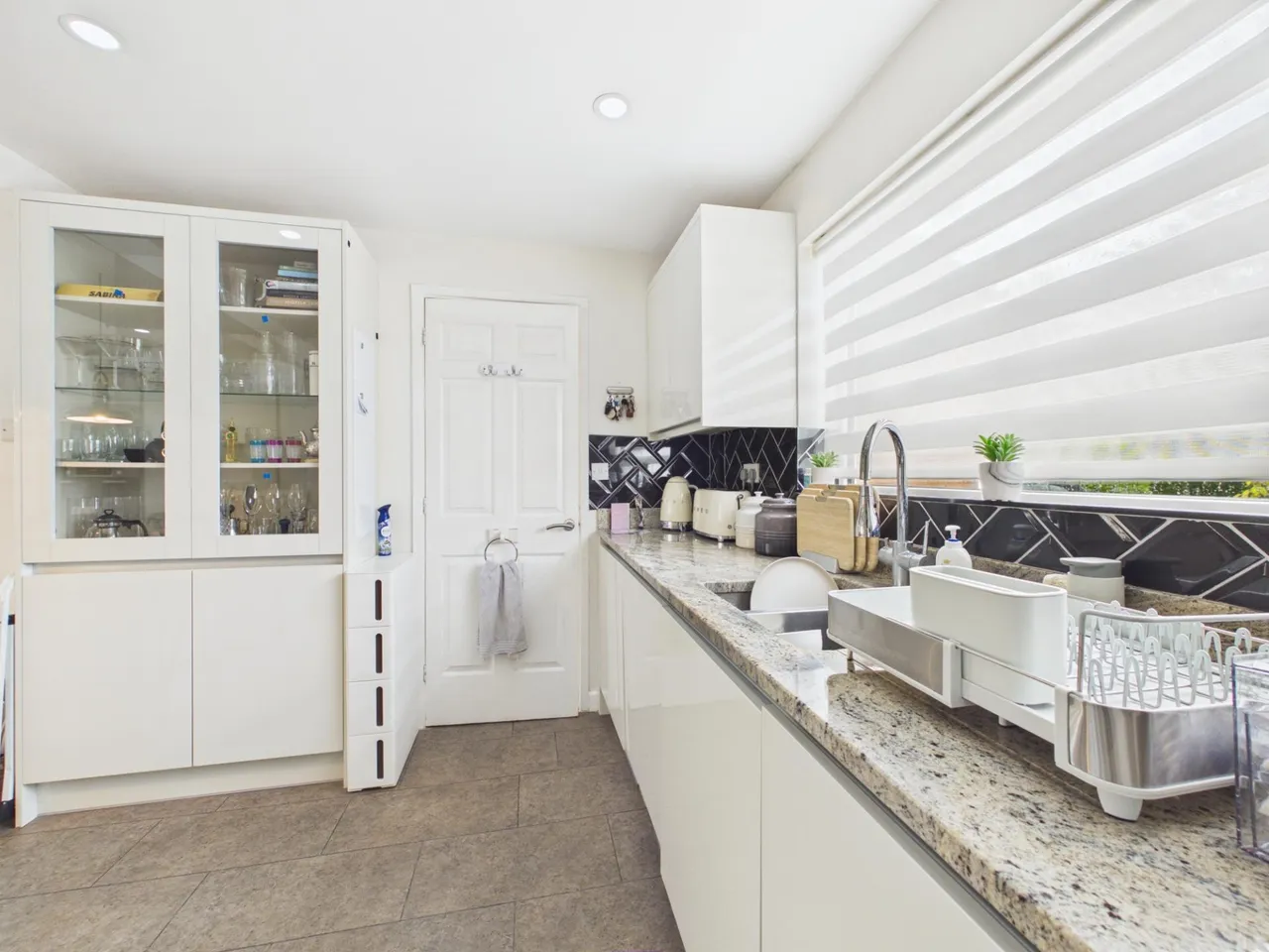 Tiverton Close, Oadby, LE2, photo 3