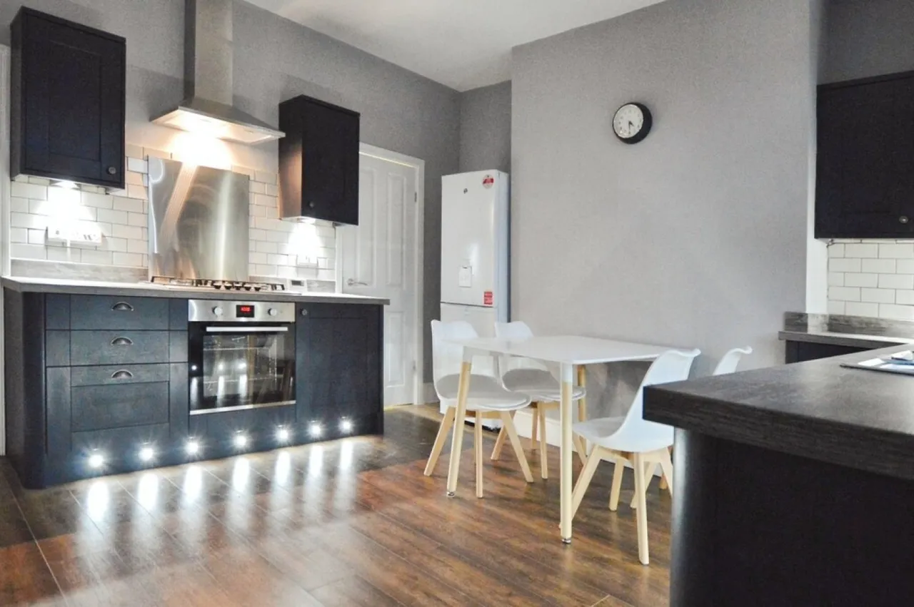 Bentley Grove, Meanwood, LS6, photo 5