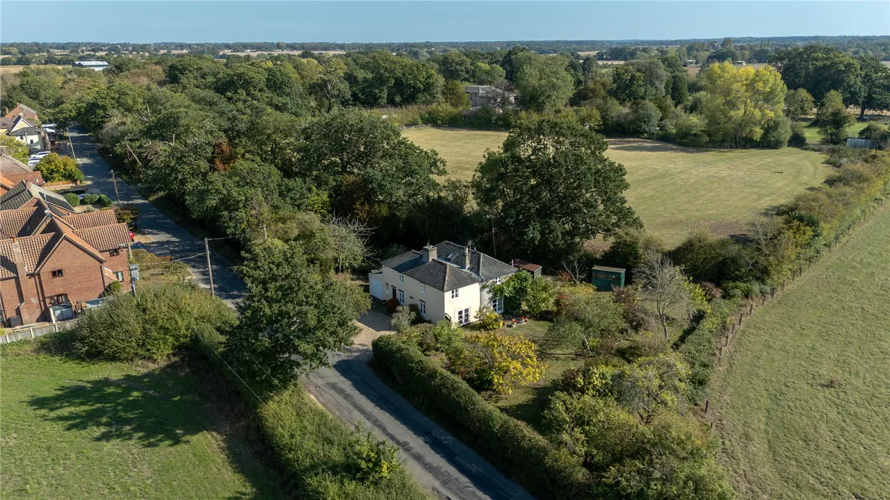 Rectory Road, Little Bentley, CO7, photo 32