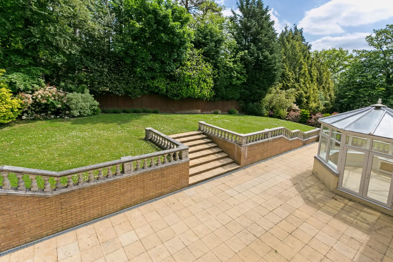 Ascot, Berkshire, SL5 9NA, photo 2