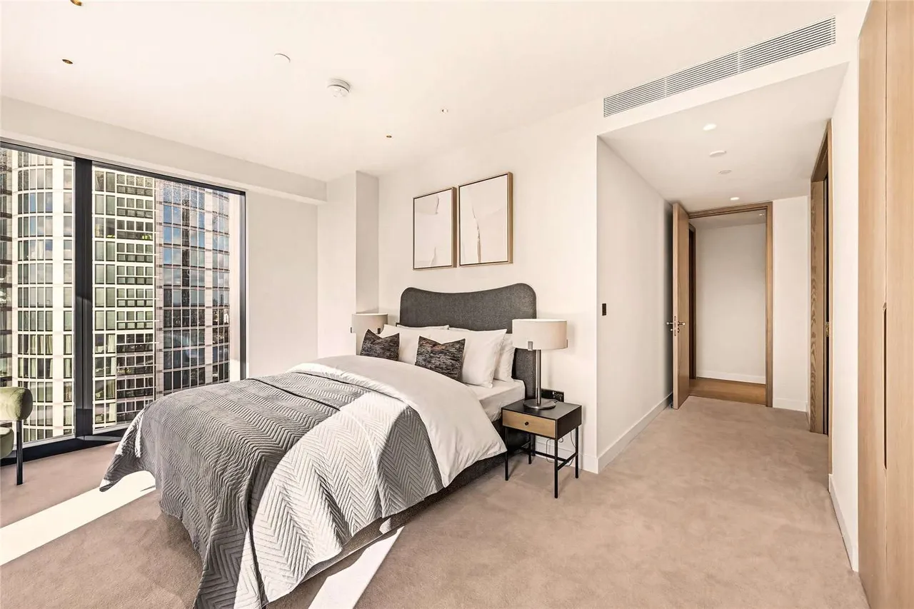 Nine Elms Lane, London, SW8 5HR, photo 3