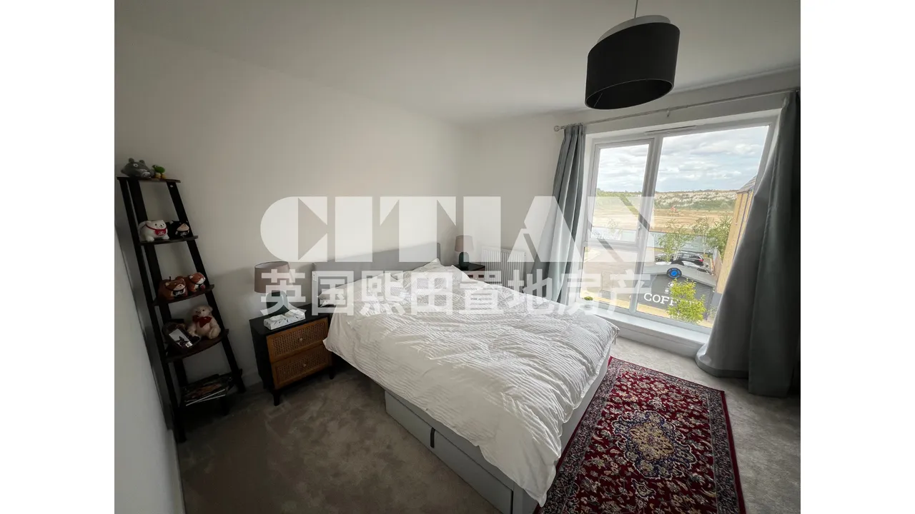 Longhoughton Avenue, Western, DA10, photo 10