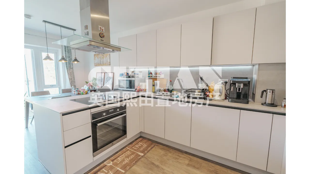 Longhoughton Avenue, Western, DA10, photo 6
