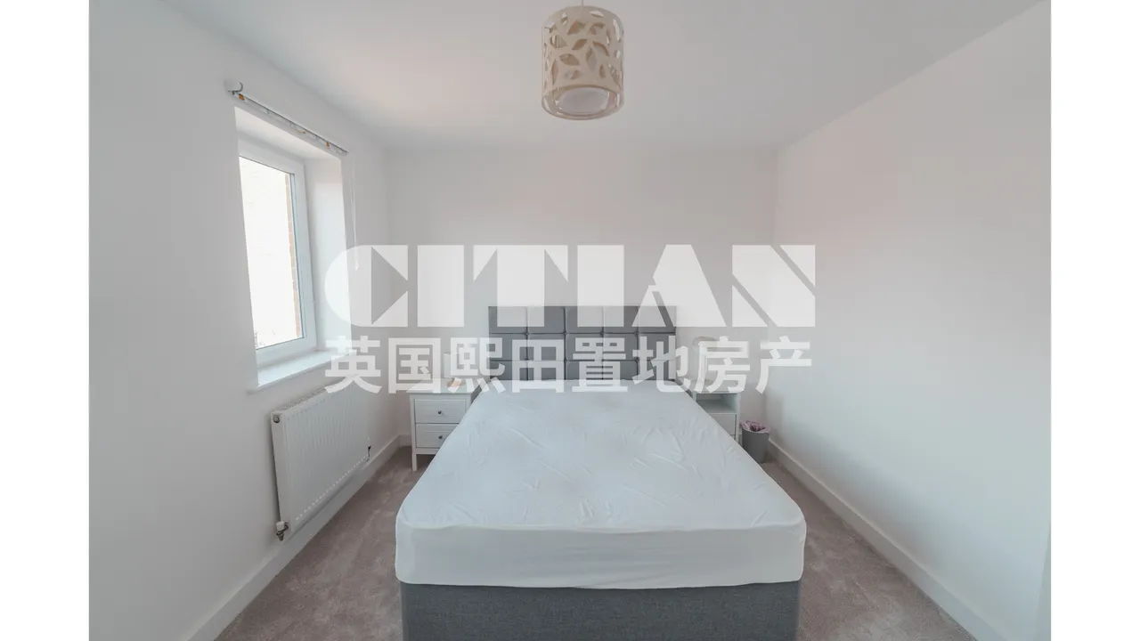 Longhoughton Avenue, Western, DA10, photo 9