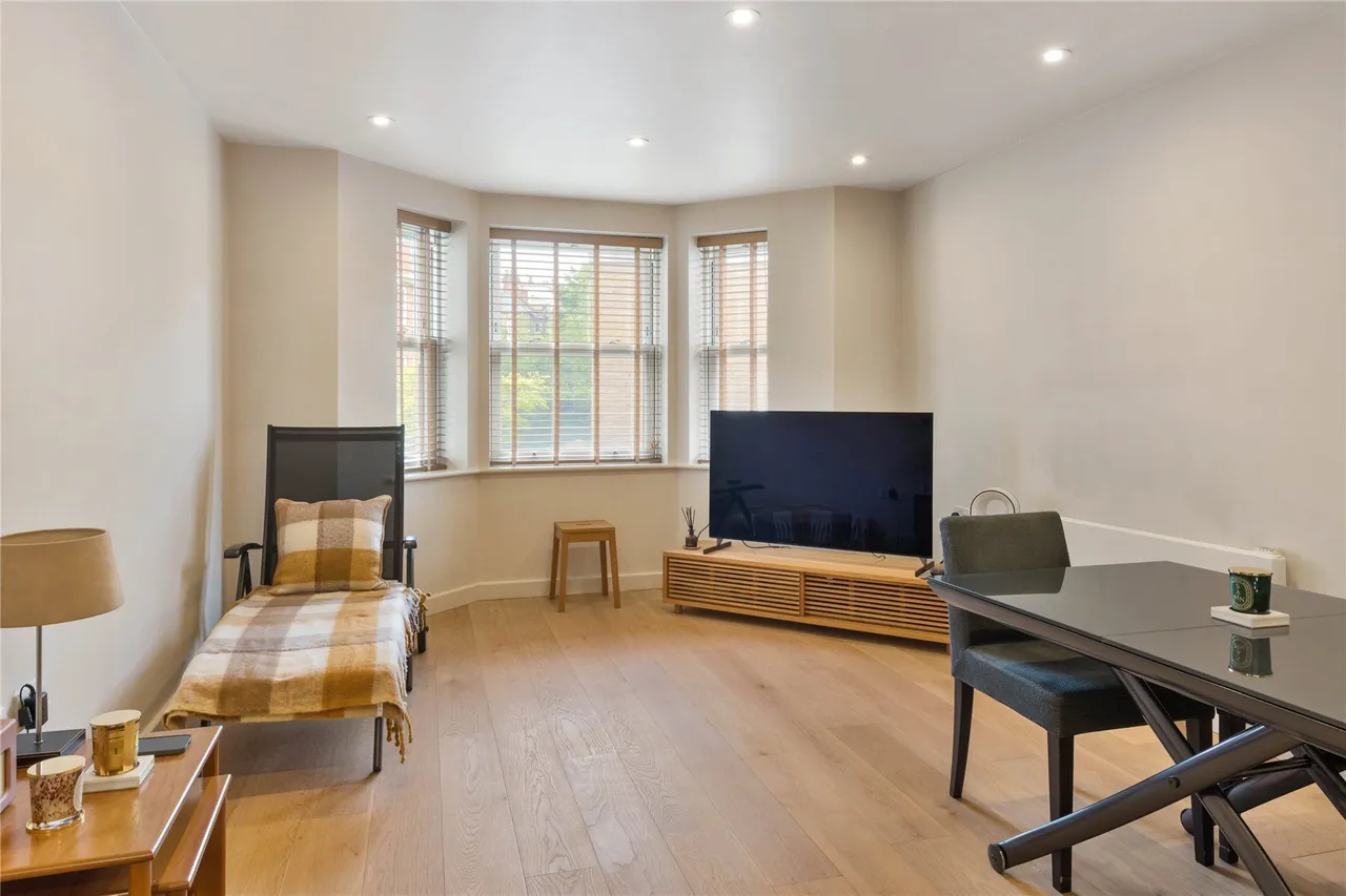 2 bed flat for sale — Wendle Square, London, SW11