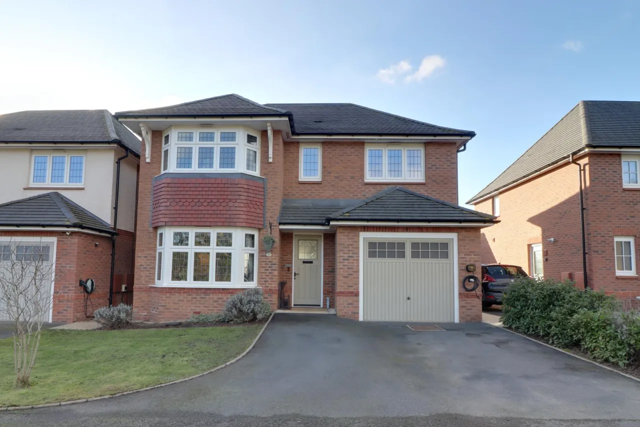 4 bed property for sale, Sampson Holloway Mews, Telford