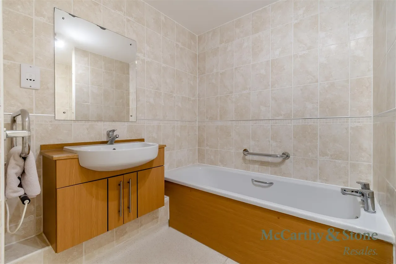 Little Glen Road, Glen Parva, LE2, photo 13