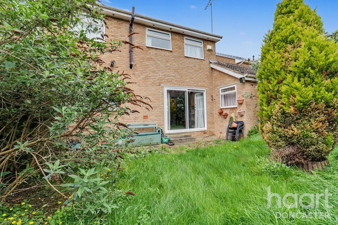 Springwell Lane, Balby, DN4, photo 23