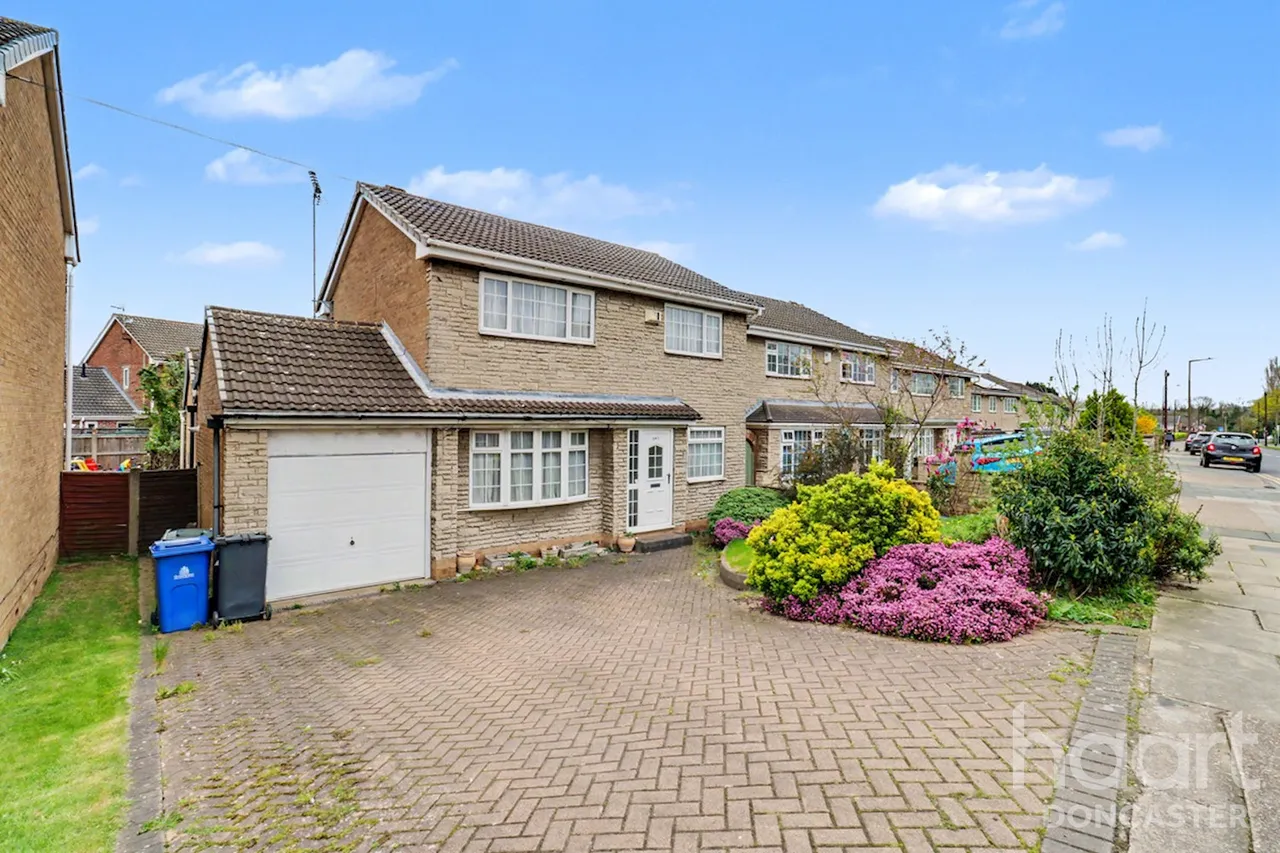 Springwell Lane, Balby, DN4, photo 25
