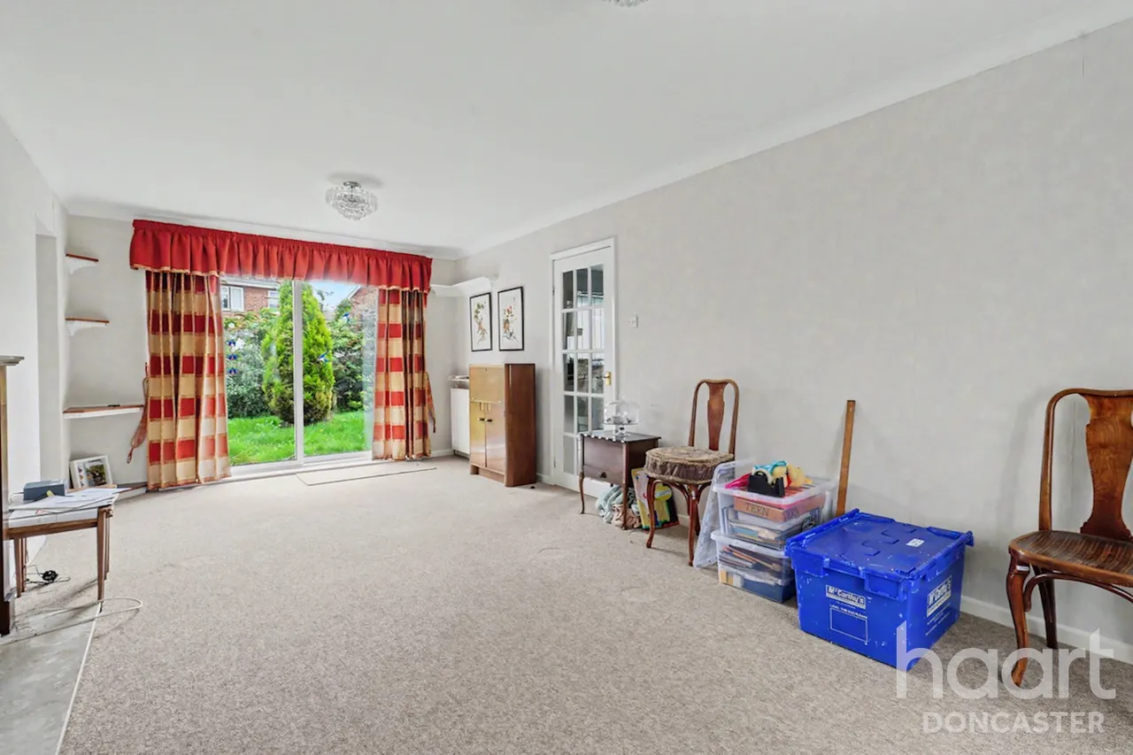 Springwell Lane, Balby, DN4, photo 6