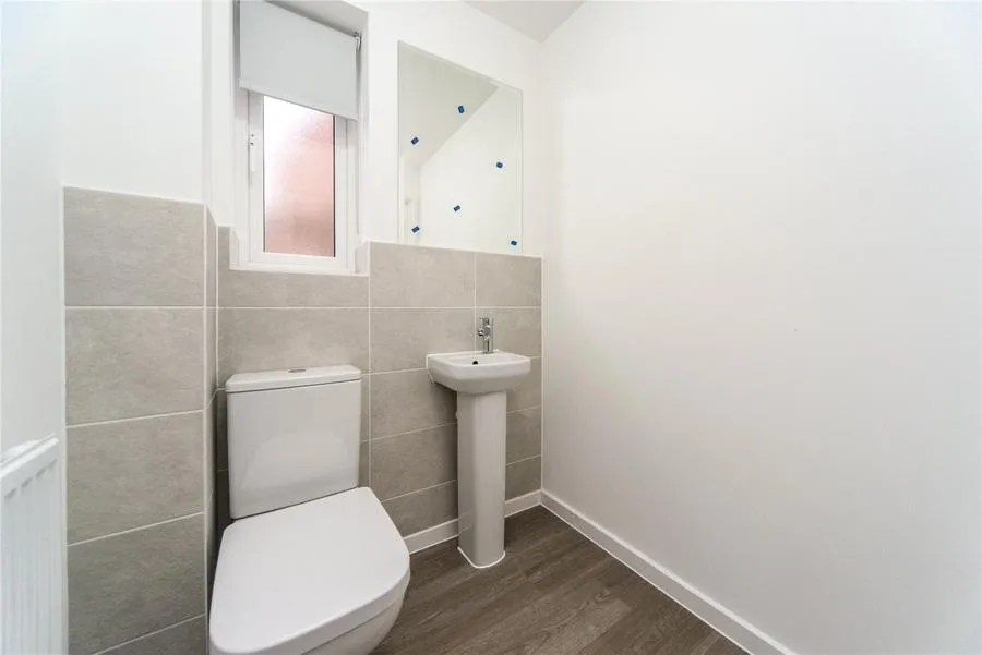 Funnell Drive, Stone Cross, BN24, photo 16