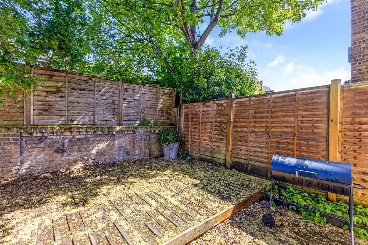 Cathles Road, London, SW12, photo 7