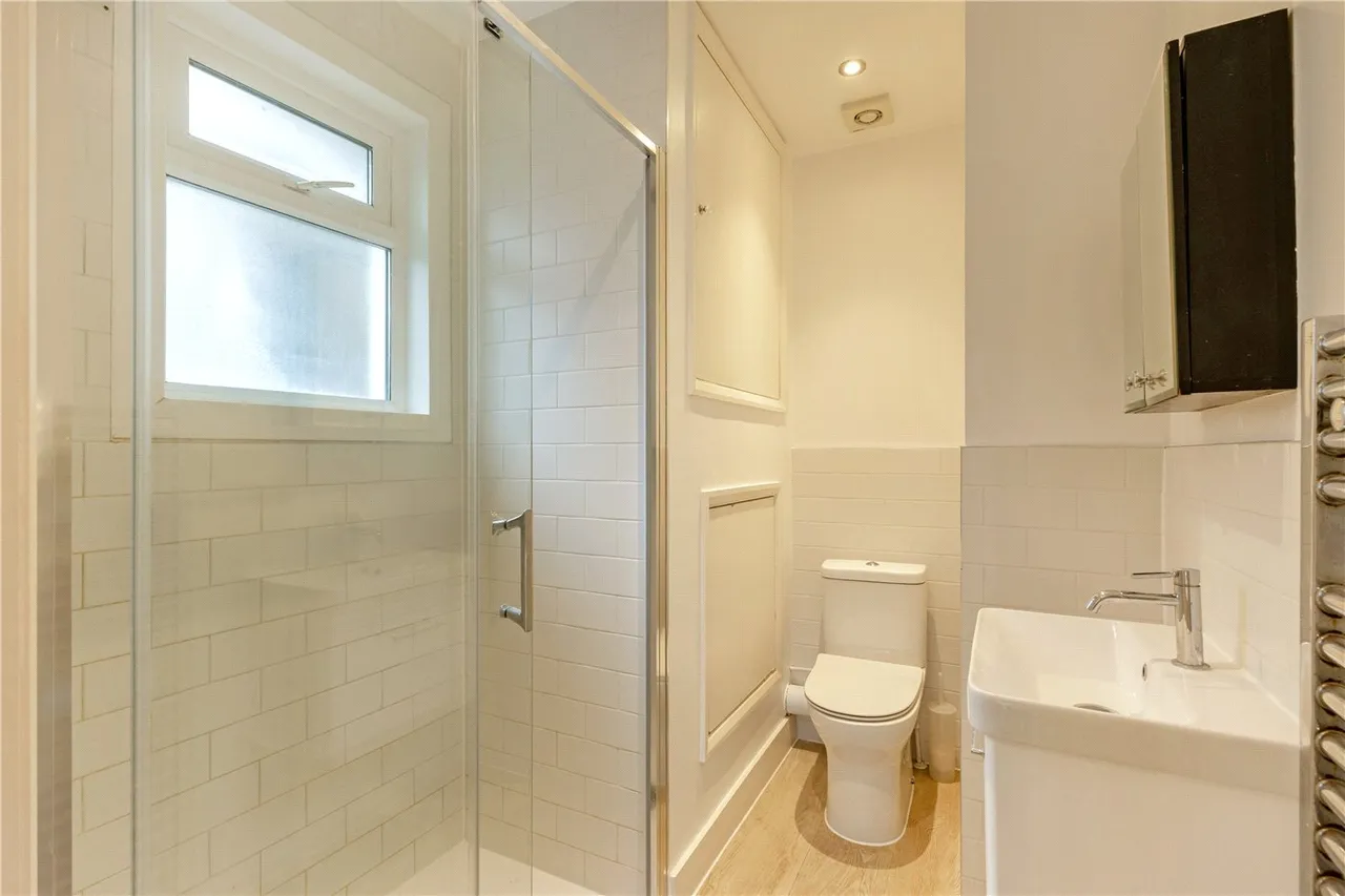 Cathles Road, London, SW12, photo 9