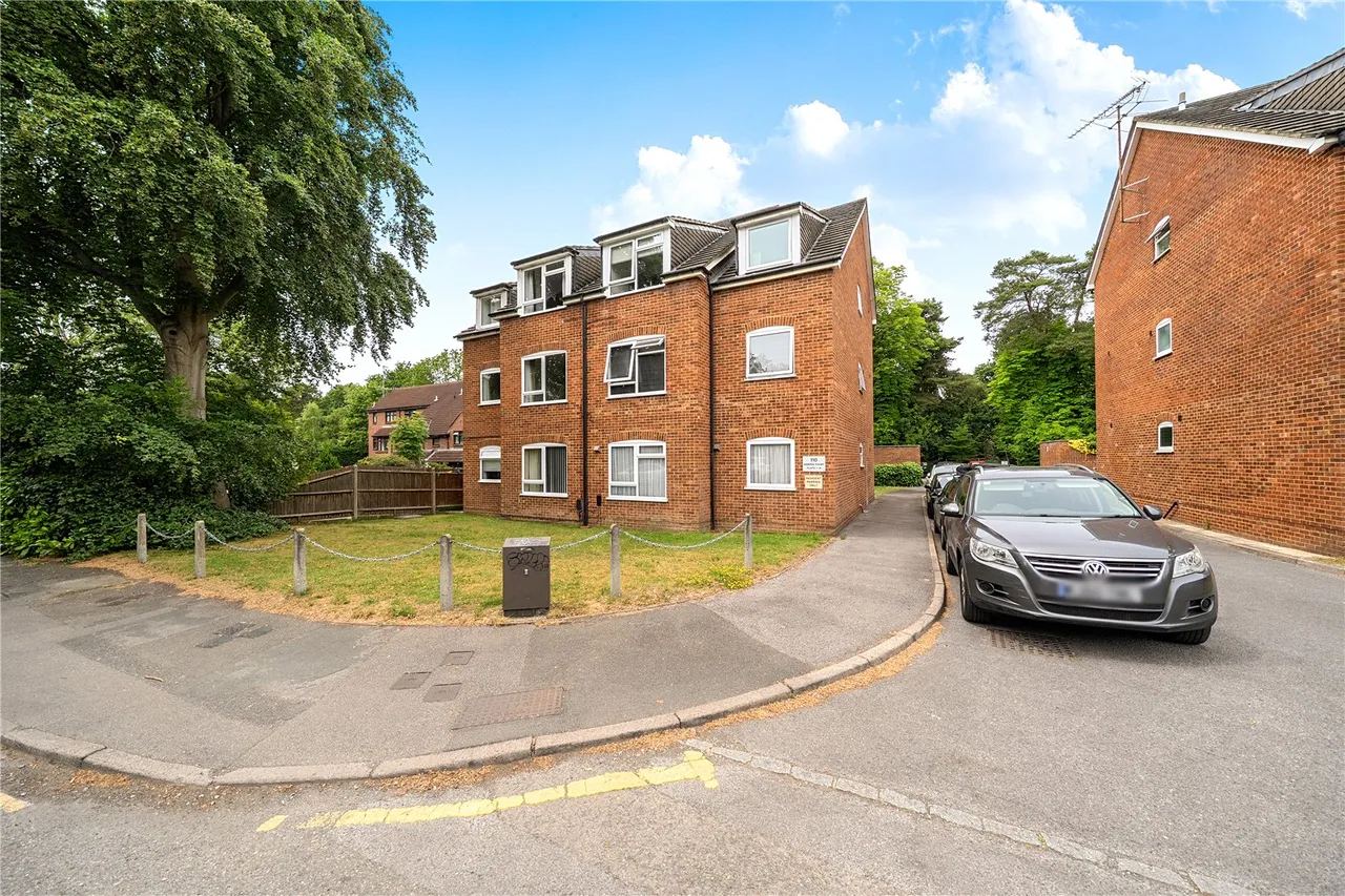Gordon Court, 110 Gordon Road, Camberley, Surrey, GU15 2JQ, photo 13