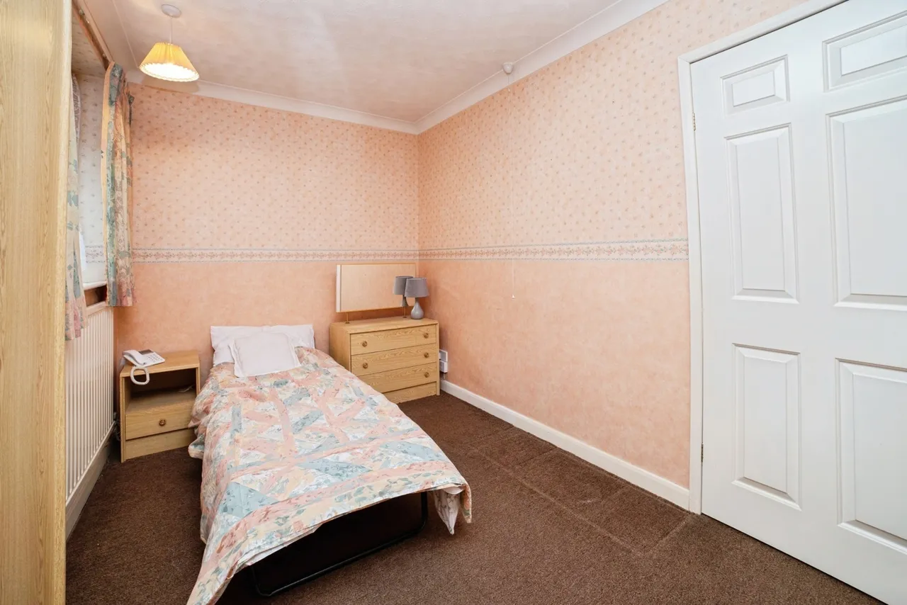 Marlborough Road, Mansfield, Nottinghamshire, NG19, photo 31