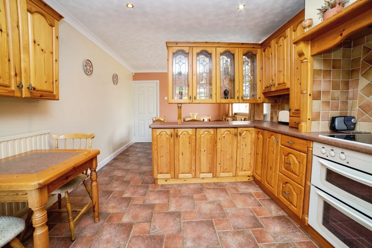 Marlborough Road, Mansfield, Nottinghamshire, NG19, photo 11