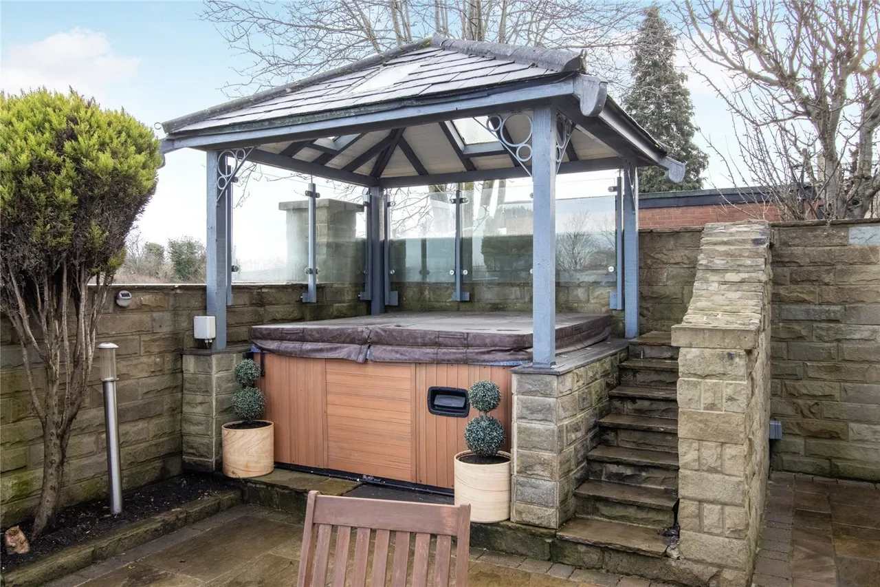 Chapel Street, Tingley, Wakefield, West Yorkshire, WF3, photo 21