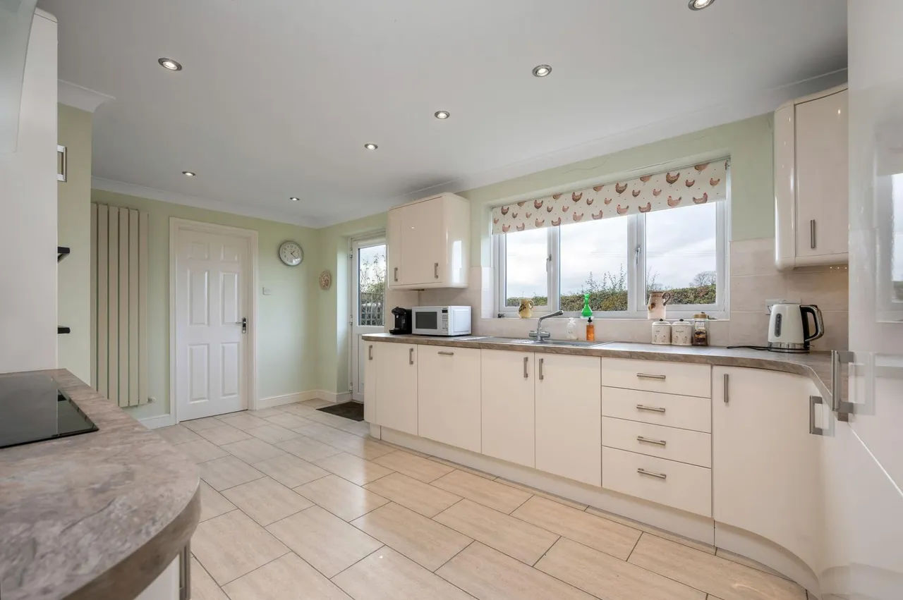 The Priestfields Eastwell, LE14, photo 3