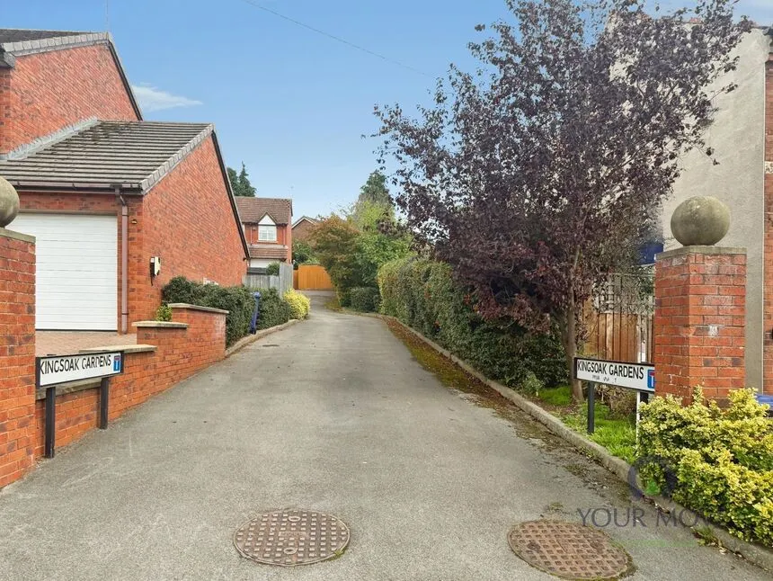 Kingsoak Gardens, Dudley, DY2, photo 17