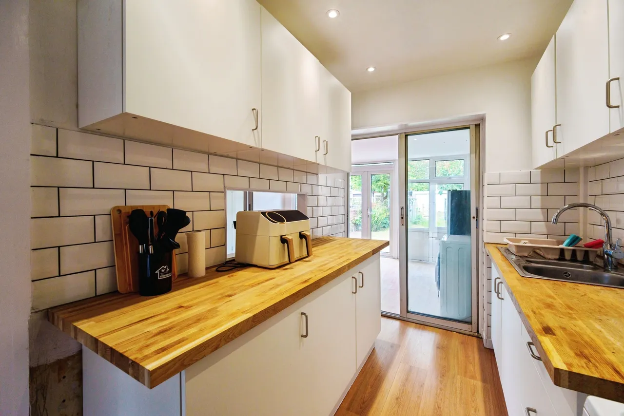 Harwood Avenue, Hornchurch, RM11, photo 3