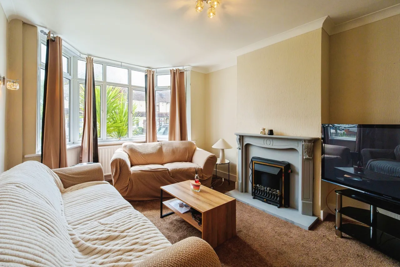 Harwood Avenue, Hornchurch, RM11, photo 9