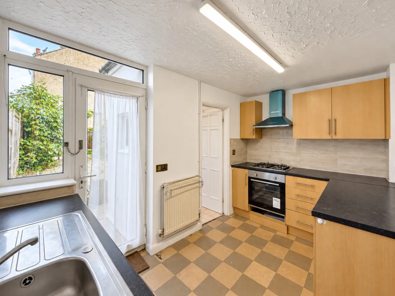 Fernbrook Avenue, Southend On Sea, SS1, photo 12