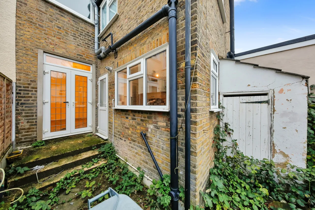 13 Abbots Road, London, E6 1LE, photo 24