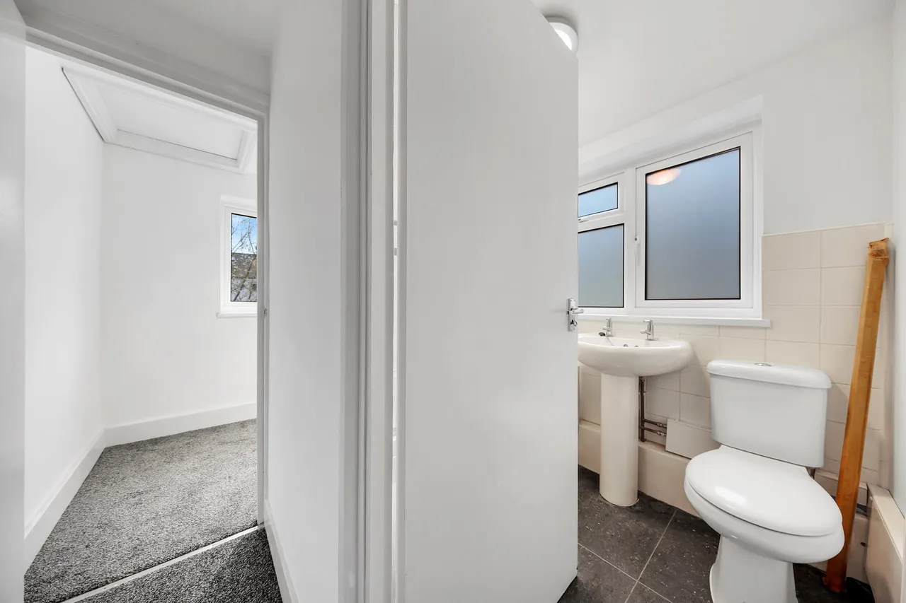 13 Abbots Road, London, E6 1LE, photo 16