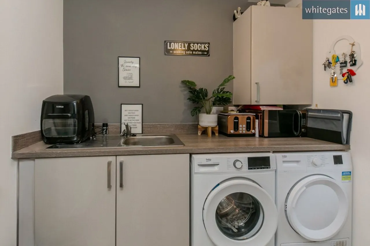 Brydson Crescent, Wistaston, CW2, photo 8