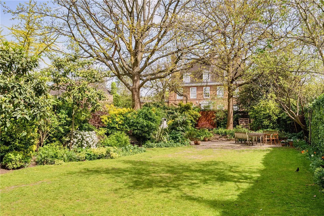 Oakwood Court, Kensington, London, W14, photo 9