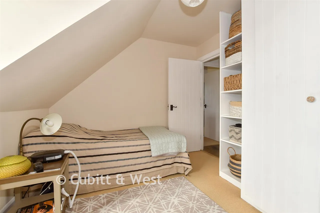 Wheelwrights Close, Arundel, BN18, photo 17