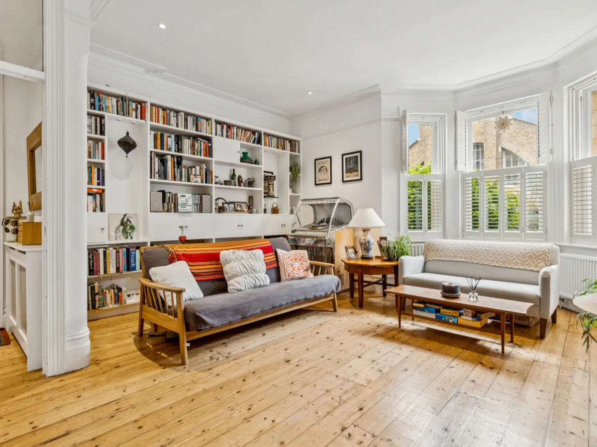 2 bed flat for sale, Mowll Street, London, SW9