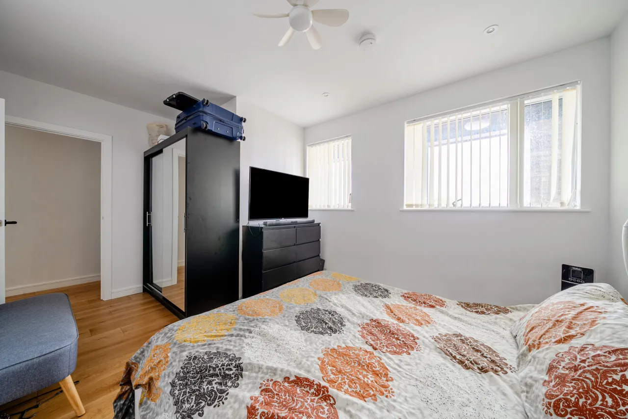 Commonside East, Mitcham, CR4, photo 5