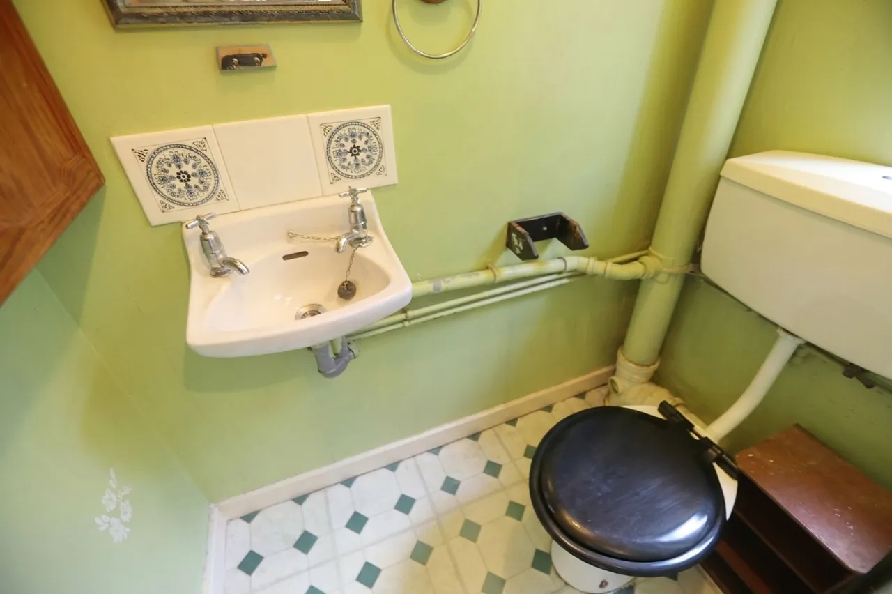 Sedgley Park Road, Prestwich, M25, photo 8