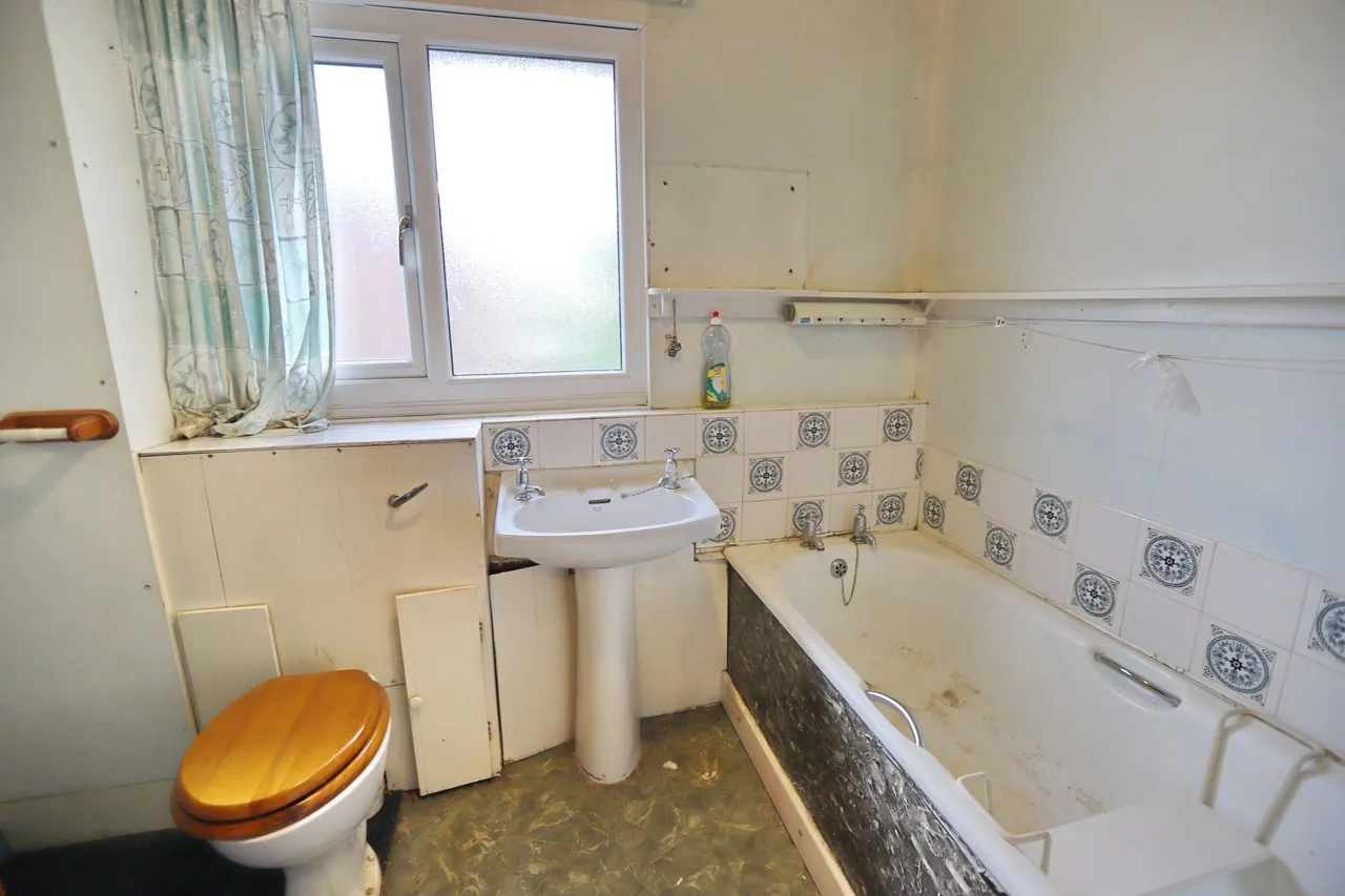 Sedgley Park Road, Prestwich, M25, photo 11