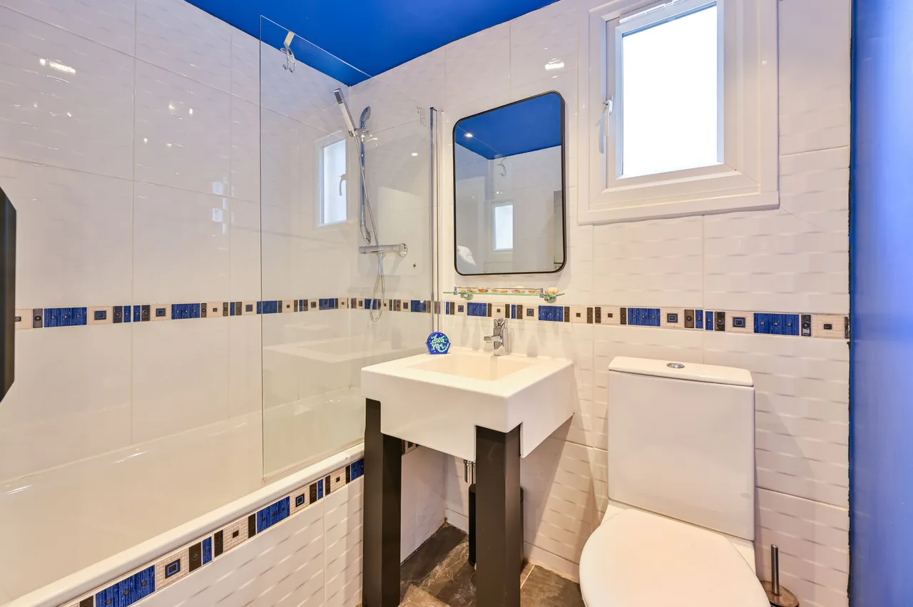 44b Gowlett Road, London, photo 6
