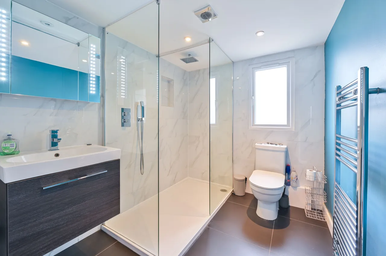 44b Gowlett Road, London, photo 10