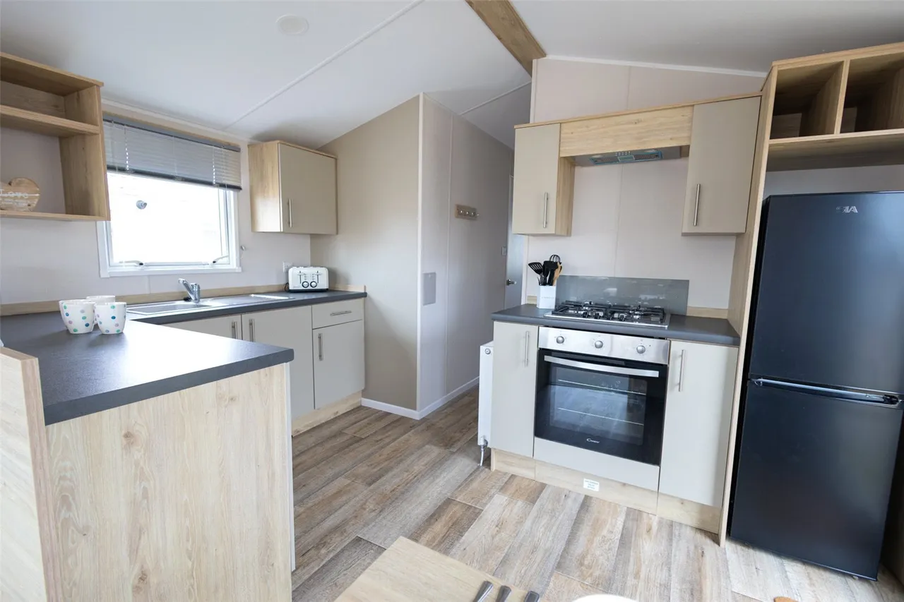 Meadow Bay Holiday Park, Hayling Island, PO11, photo 6