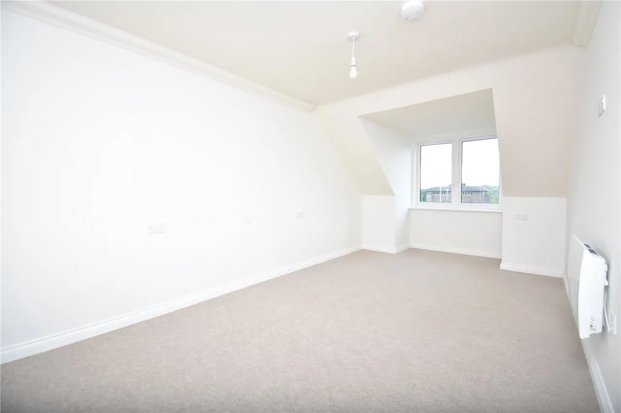 Birchwood Park Avenue, BR8, photo 5