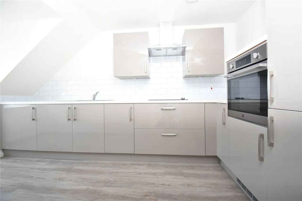 Birchwood Park Avenue, BR8, photo 2