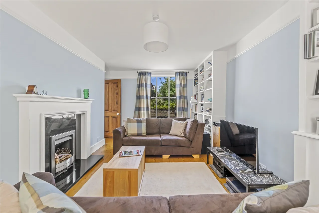 Fourth Cross Road, Twickenham, TW2 5EL, photo 4