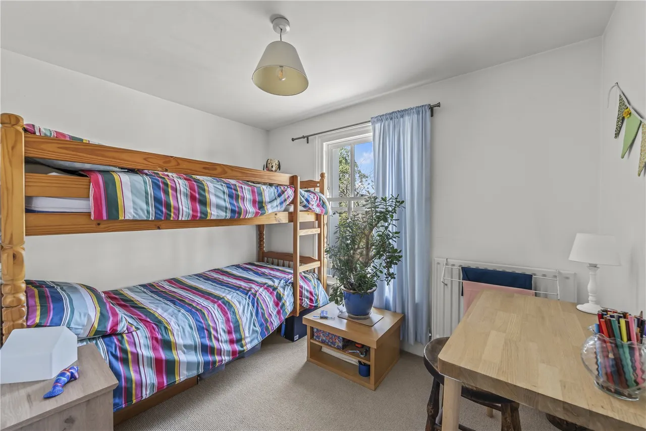 Fourth Cross Road, Twickenham, TW2 5EL, photo 7