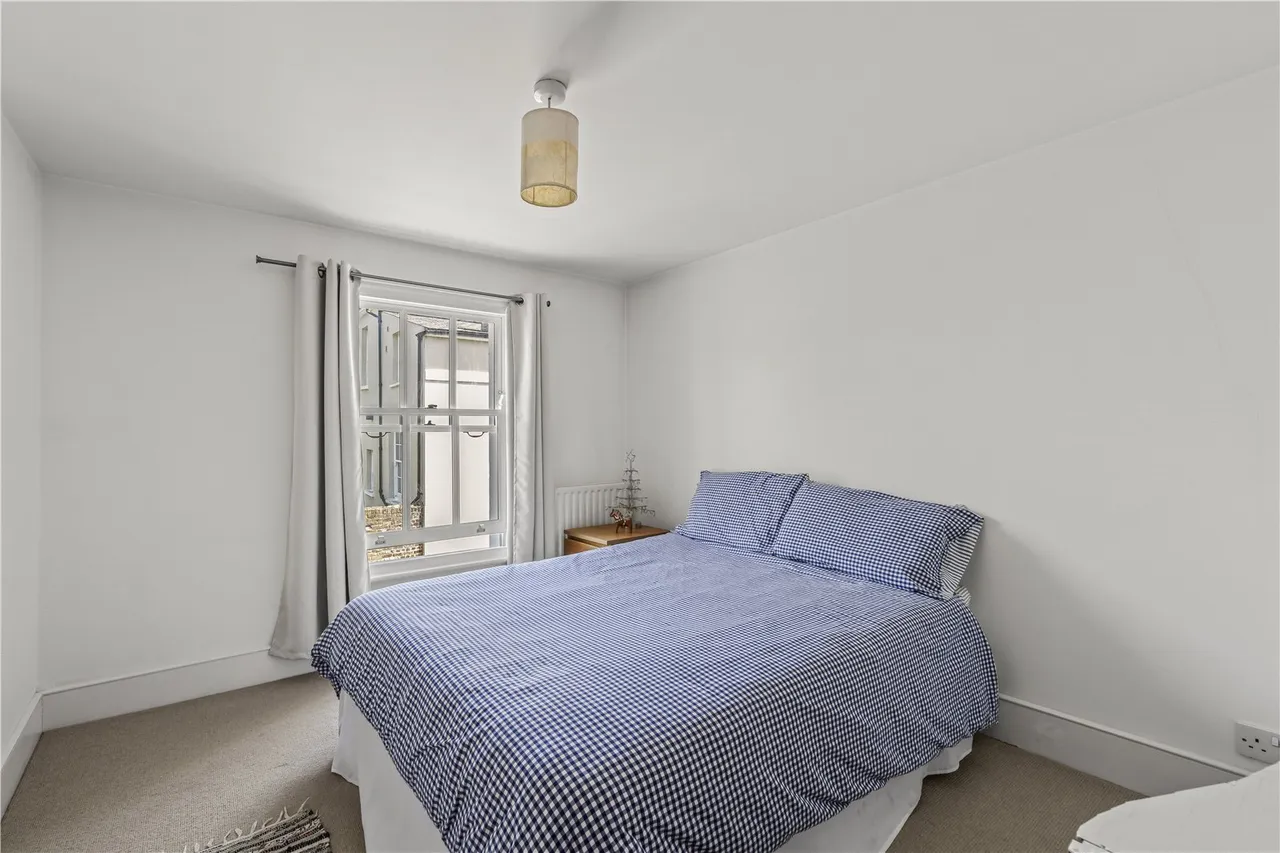 Fourth Cross Road, Twickenham, TW2 5EL, photo 6