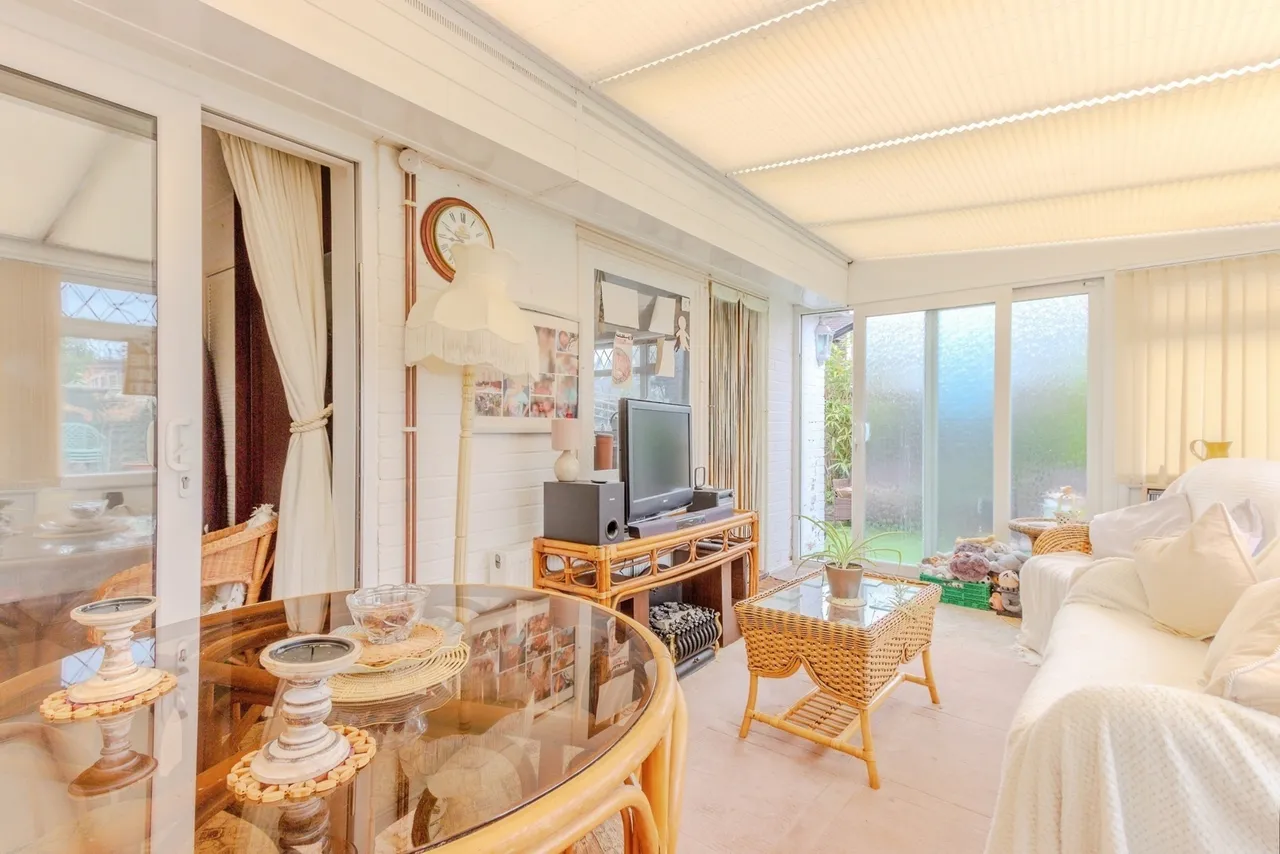 Frognal Gardens, Teynham, Sittingbourne, Kent, ME9, photo 14