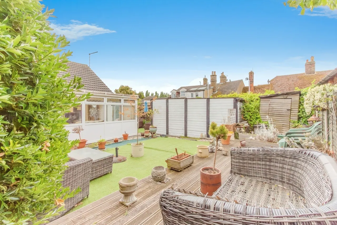 Frognal Gardens, Teynham, Sittingbourne, Kent, ME9, photo 16