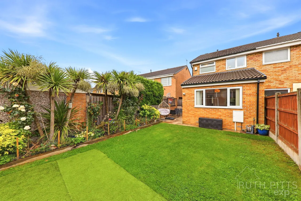 Carr Lane, South Kirkby, WF9, photo 16