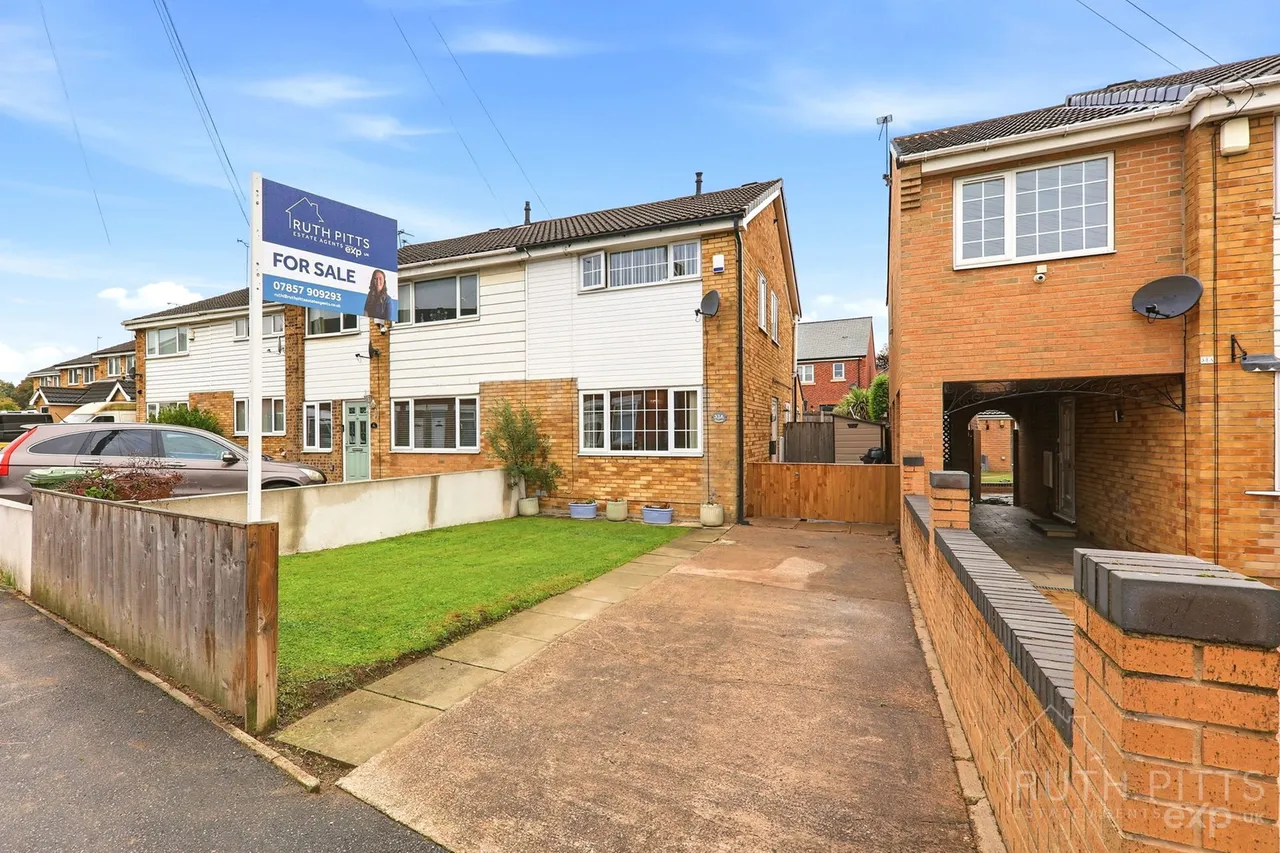 Carr Lane, South Kirkby, WF9, photo 2