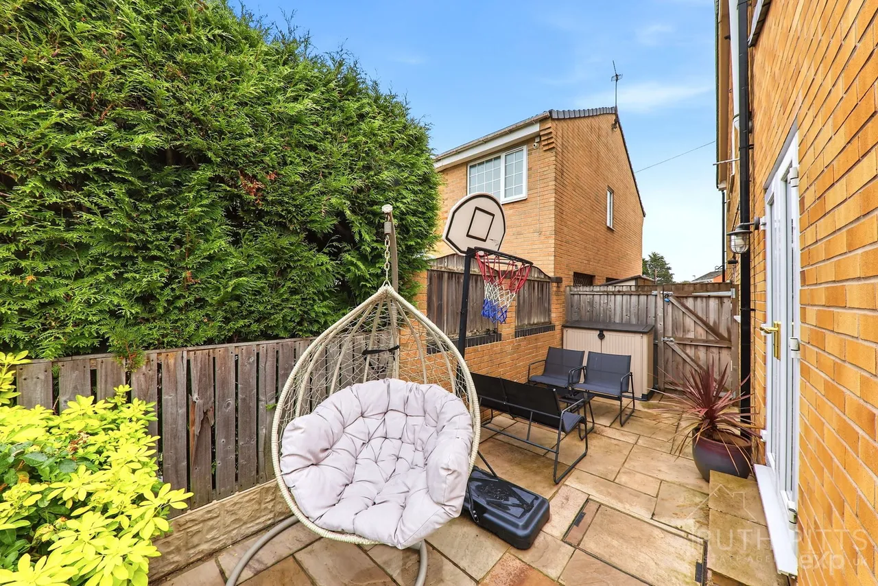 Carr Lane, South Kirkby, WF9, photo 18