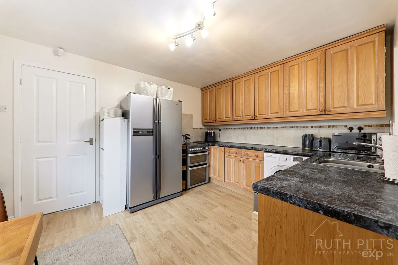Carr Lane, South Kirkby, WF9, photo 7