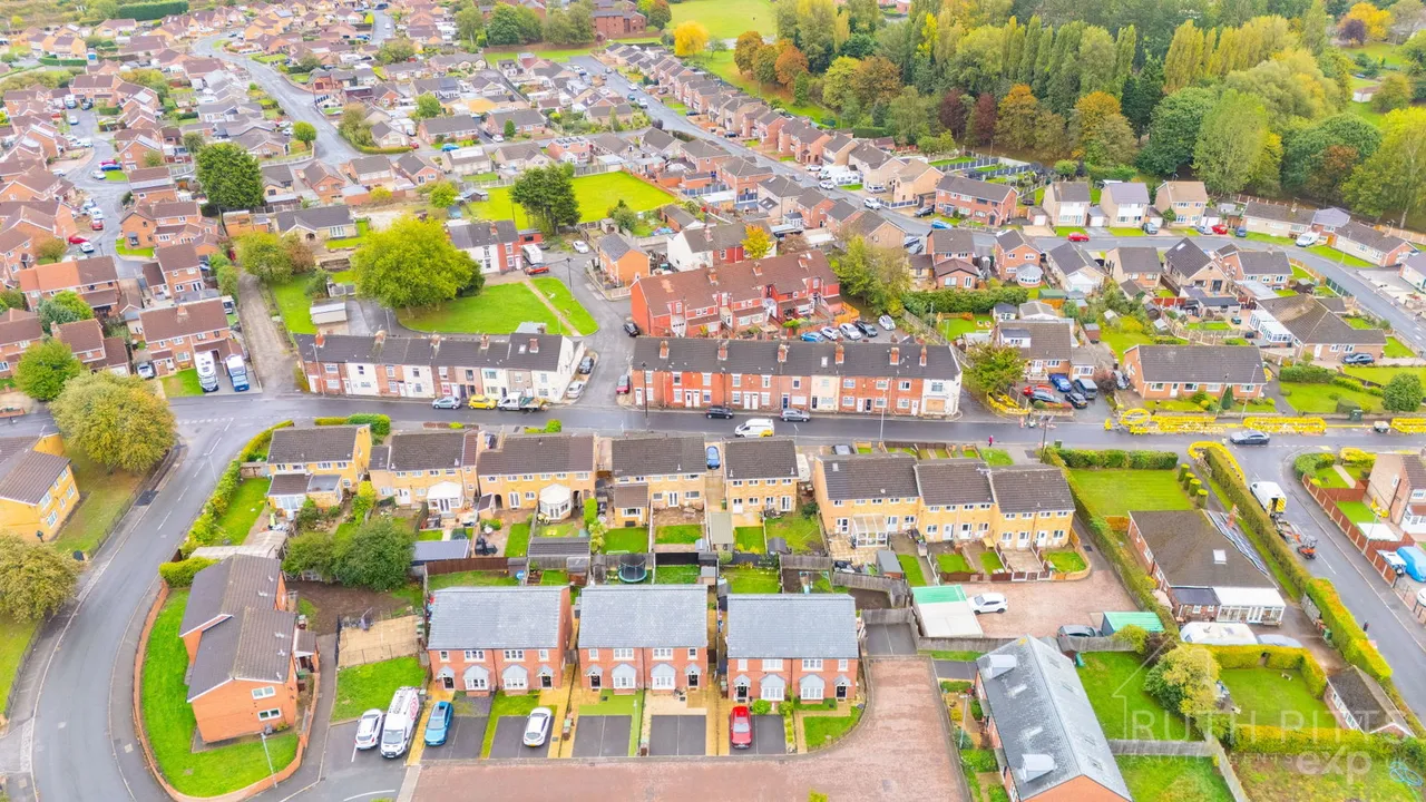 Carr Lane, South Kirkby, WF9, photo 25